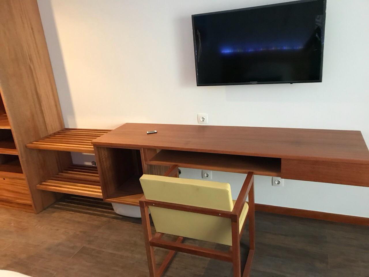 hotel odjo dagua santa maria omp obras mobiliario madeira (16)